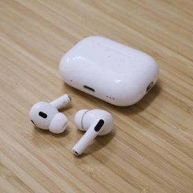 Apple Airpods Pro (2nd Generation) ANC Dubai Copy